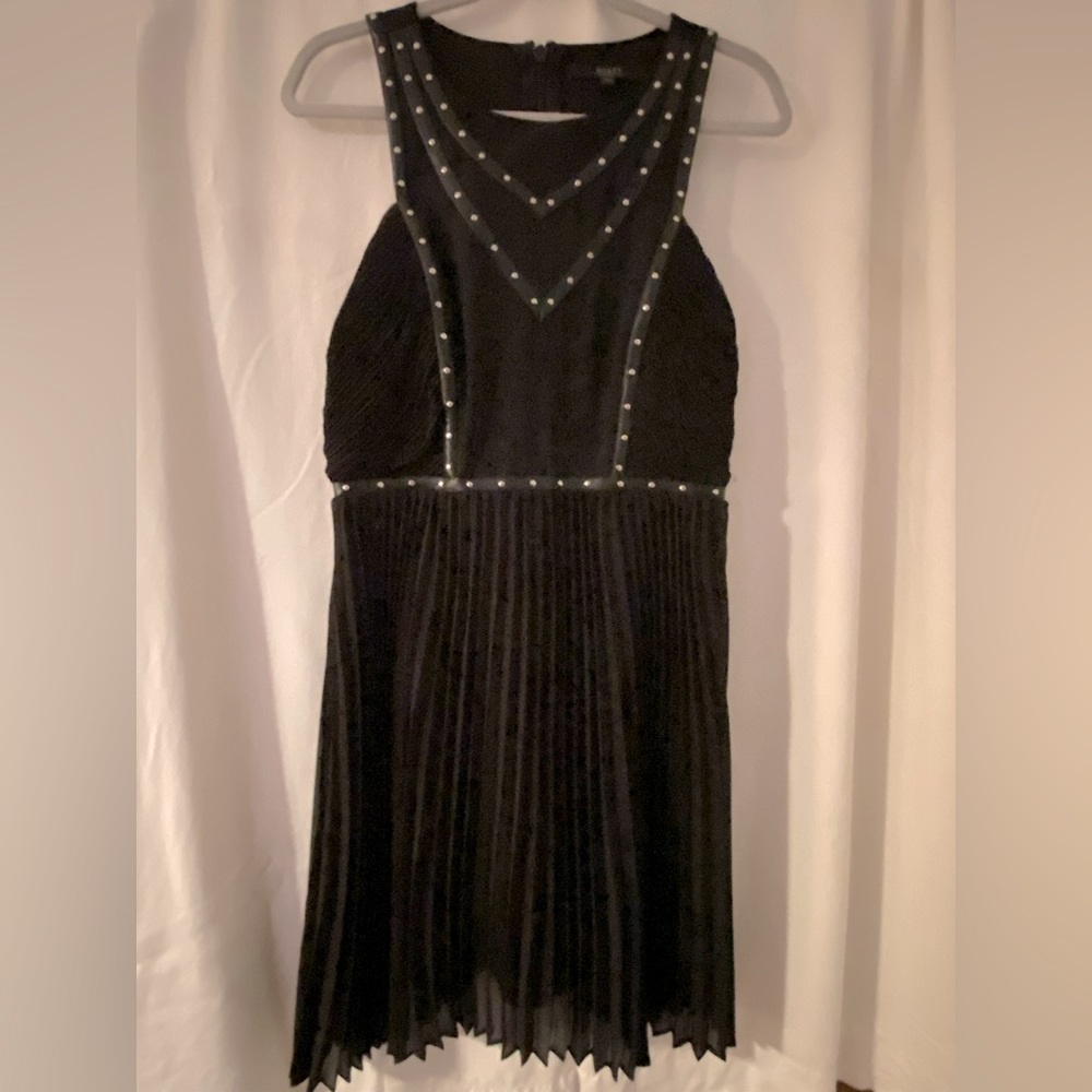 Black Sleeveless Guess Dress size 8